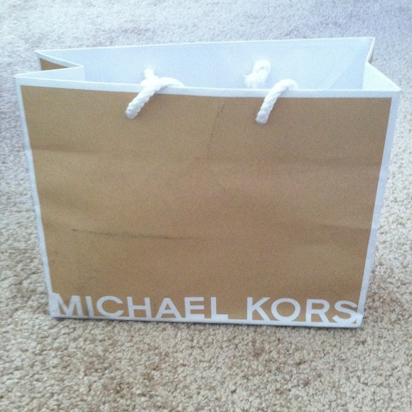 MK paperbag