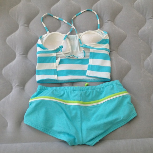 ⚡SUPER SALE⚡Pre-owned swimsuit set- S - Picture 2 of 2