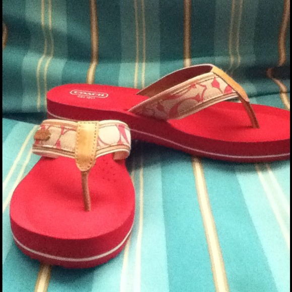 coach flipflop 100% authentic---SOLD--- - Picture 2 of 4