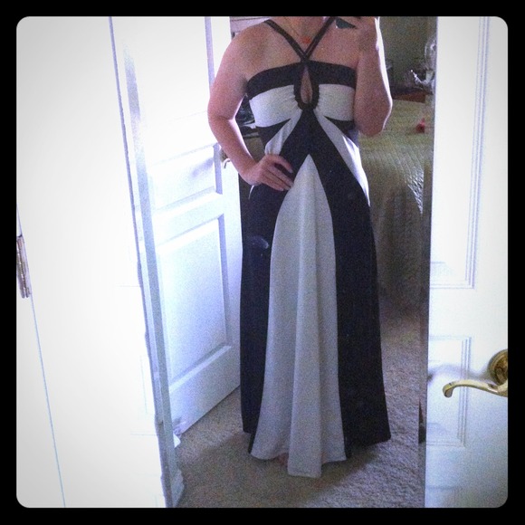 🎉Black and White Dress🎉