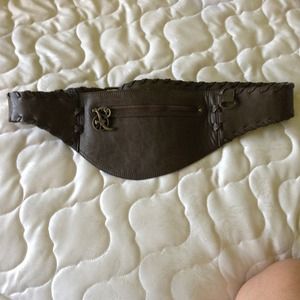Fanny pack