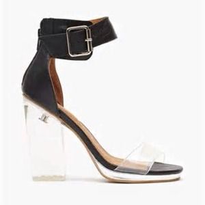 Jeffrey Campbell soirée