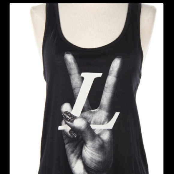 Host Pick 🎉Black LV Embellished Hi-Lo tank. ✌