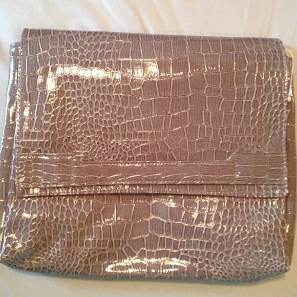 Vince Camuto Purse