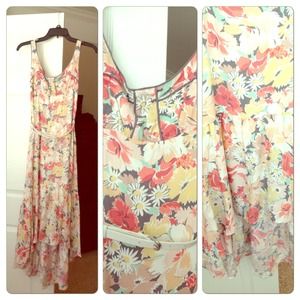 Adorable, Never been work high-low dress!