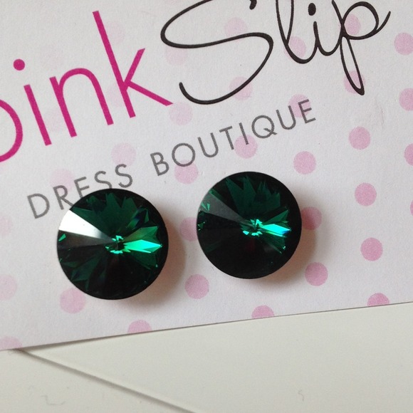 Emerald color stud earrings