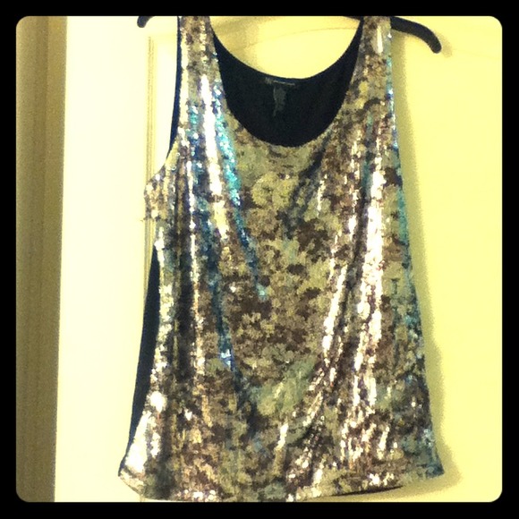 INC international concept tank - Picture 1 of 1