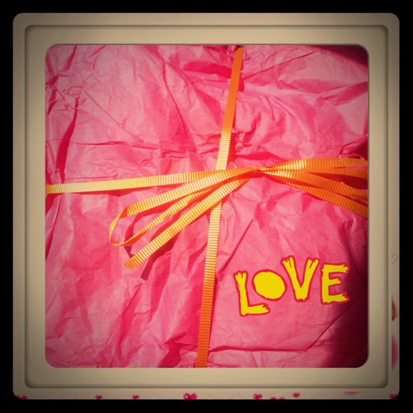 Just sharing the ❤ to @melissauy!!