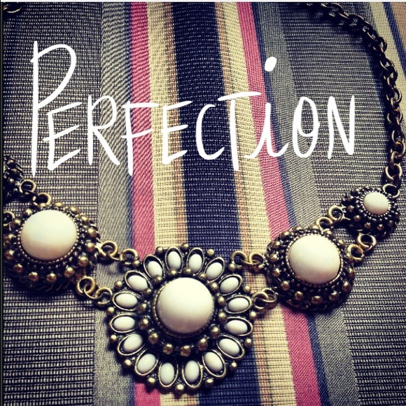 Sold in bundle - Perfection Necklace