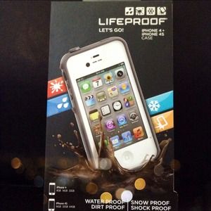 ✨LIFEPROOF CASE