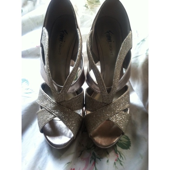 Fioni Night Glitter Heels