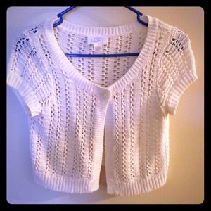 White short sleeved sweater