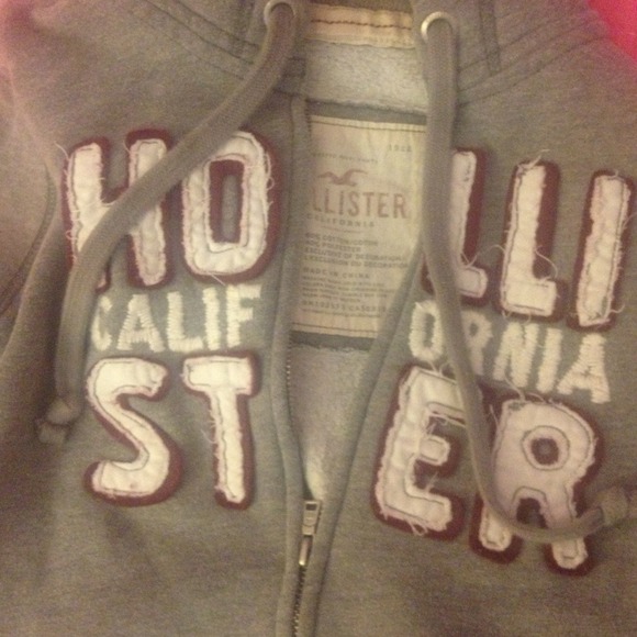 Hollister hooded zip up size medium - Picture 2 of 2