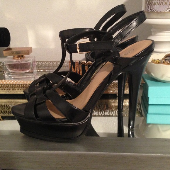 SOLD! - Picture 2 of 4