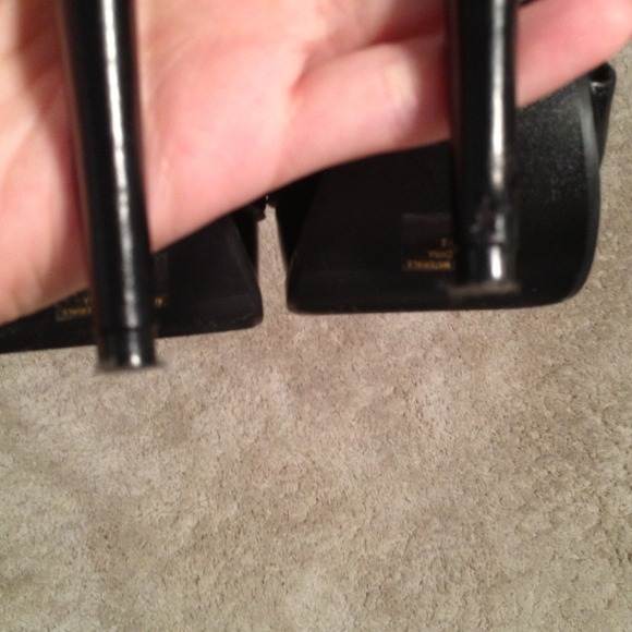 SOLD! - Picture 3 of 4