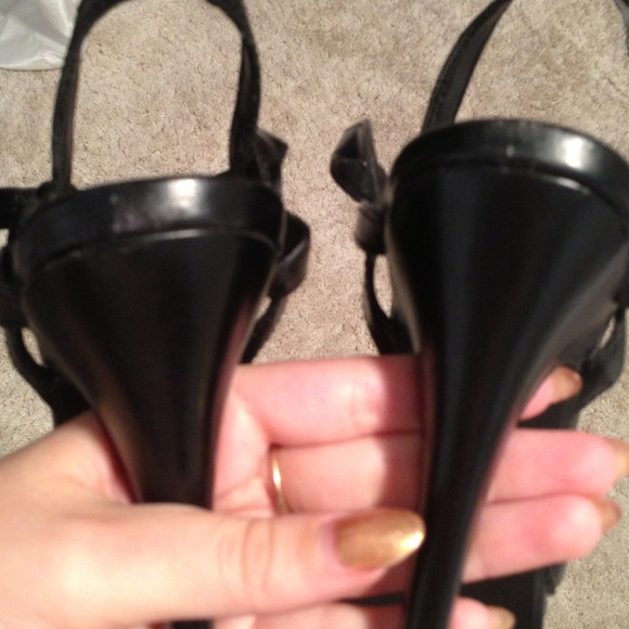 SOLD! - Picture 4 of 4