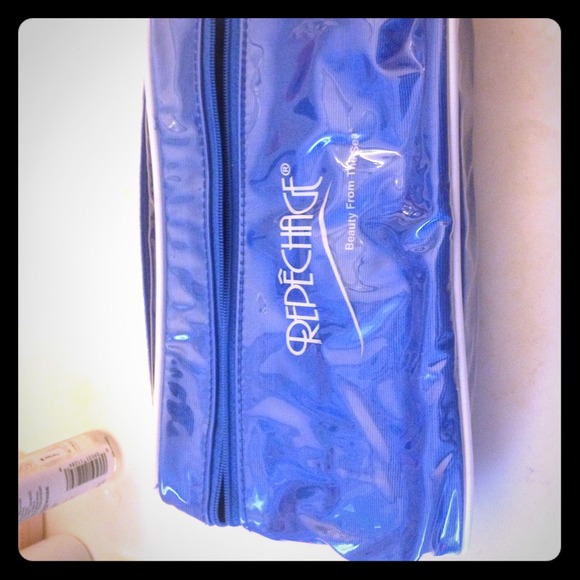 Repechage make up bag - Picture 1 of 1