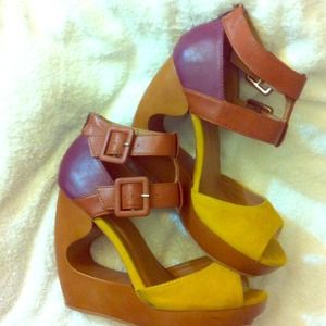 Charlotte Russe Wedge ☀firm price☀