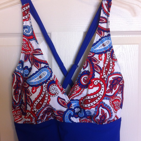 🌹Blue Paisley Catalina Swim Suit🌹