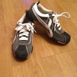 Kenneth Cole  "Reaction" sneakers