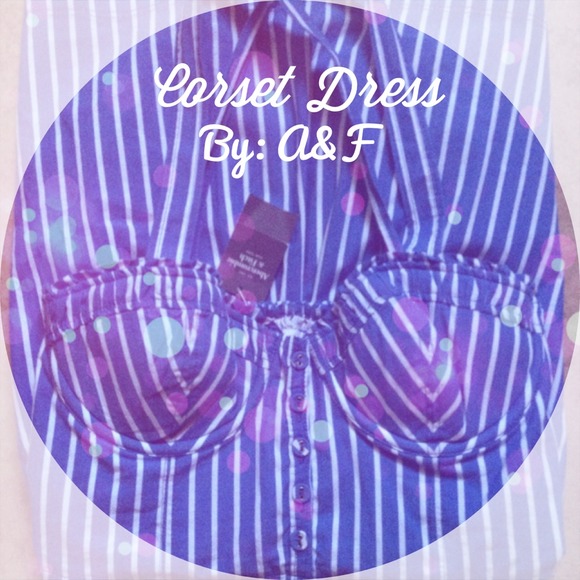 🎉Host Pick🎉Striped corset dress.
