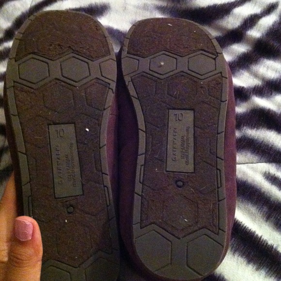 Shoes - Picture 2 of 2