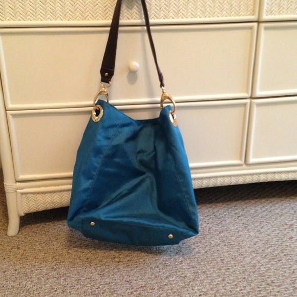 🚩REDUCED PRICE 🚩Turquoise purse