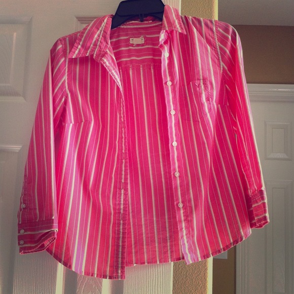 American Eagle Pink Pinstripe Button Down Shirt