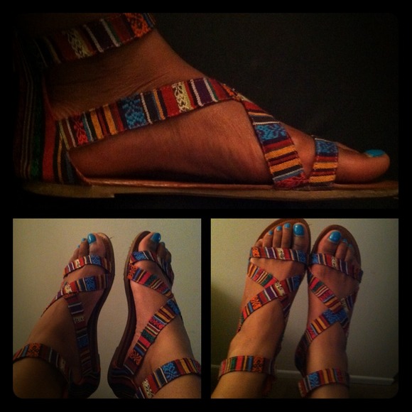 Tribal Print Gladiator Sandals SIZE 11