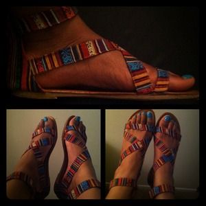 Tribal Print Gladiator Sandals SIZE 11