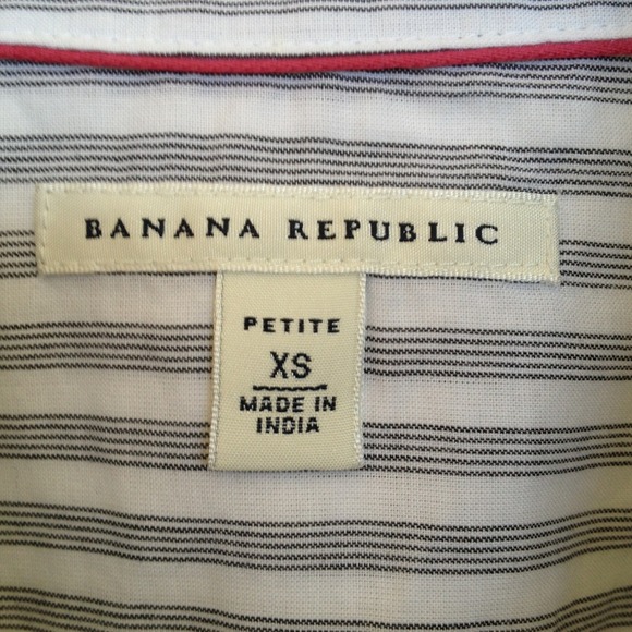 Banana Republic XS long sleeve collared shirt - Picture 2 of 2