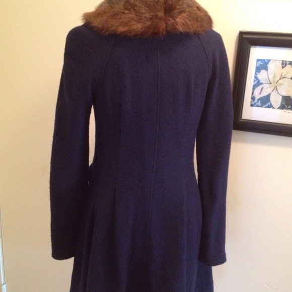 Jacket - Picture 2 of 4