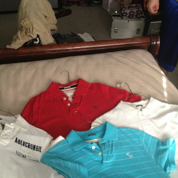 Bundle of four extra large Abercrombie Muscle fit