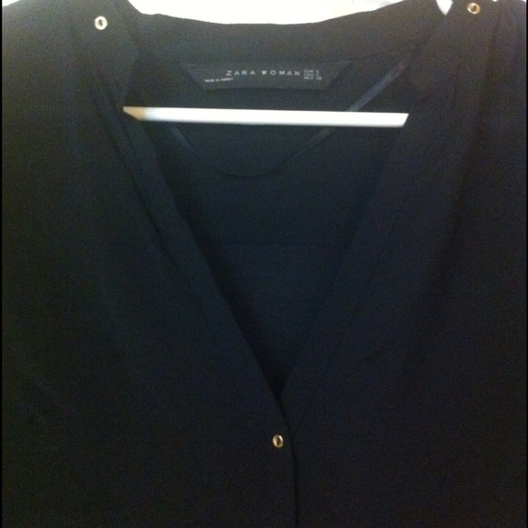 Sold in bundle ❌ 🎉host pick🎉Black Zara blouse - Picture 2 of 3