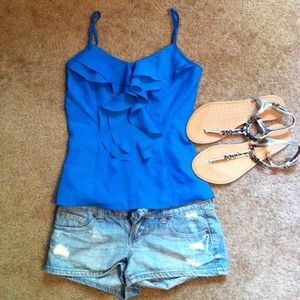 Blue tank and while lace shorts bundle