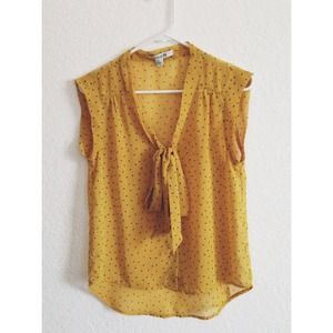🌻HOST PICK🌻 High-low Mustard Yellow Bow Shirt
