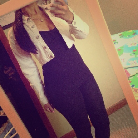 Beige Stretch Jean Jacket 😍