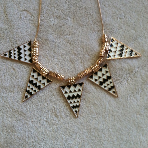 ❌Traded❌💕Gorgeous necklace💕 - Picture 2 of 2