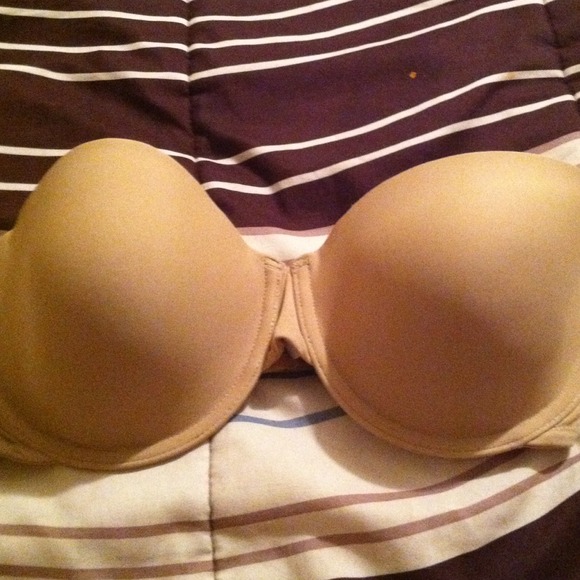 Strapless bra