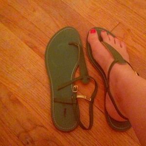 J. Crew green thong sandal- sz 10