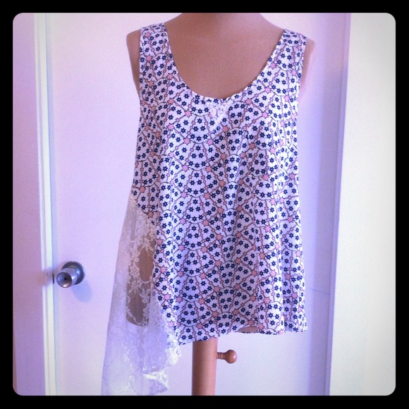 Stars with lace tank NWT