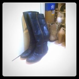 Black old fashioned boots