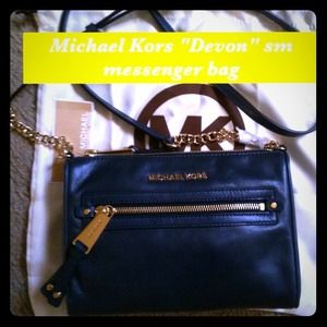 Navy blue Devon Michael Kors small messenger bag