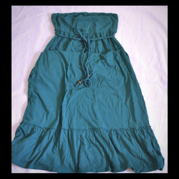 💰REDUCED💰💫NWOT💫Empire Cut Maxi Dress