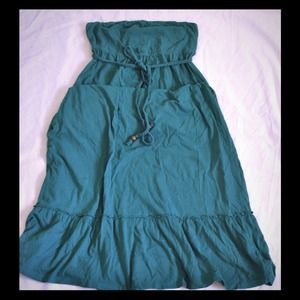 💰REDUCED💰💫NWOT💫Empire Cut Maxi Dress
