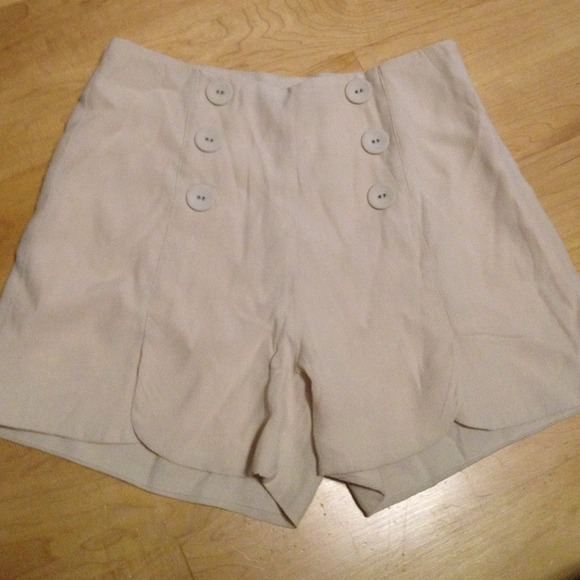 SOLD!!!! Price CutHigh waisted light weight shorts