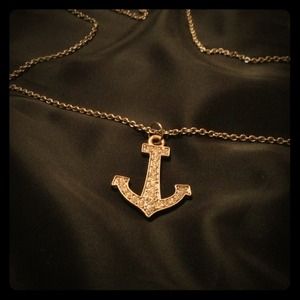 Rhinestone studded anchor necklace
