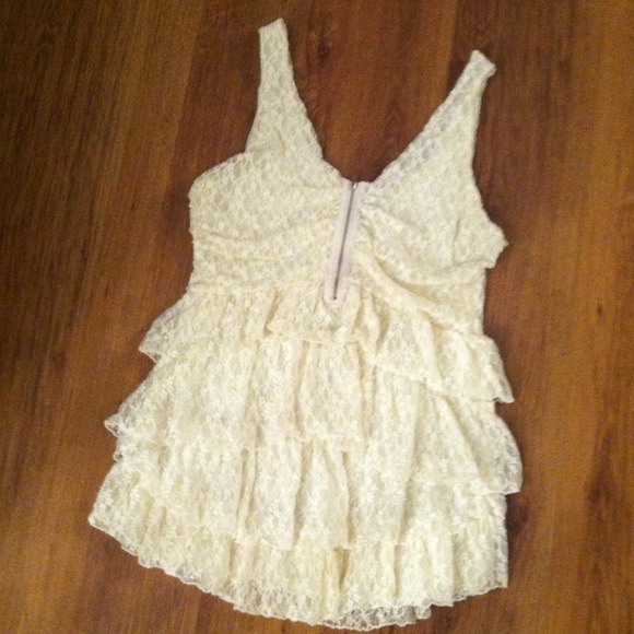Vs lace top/SOLD