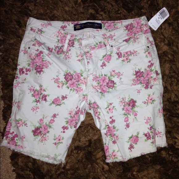 Floral print bermuda shorts