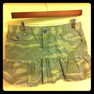 RESERVED DKNY mini camo skirt